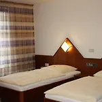 Classic Hotel 4*