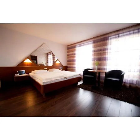 Ξενοδοχείο Classic 4*