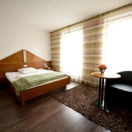 Classic Hotel 4*