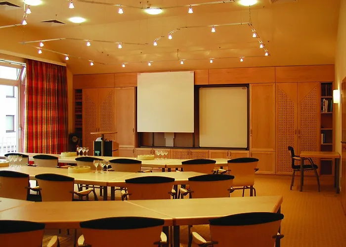 卡尔斯特经典酒店 4* 卡尔斯特