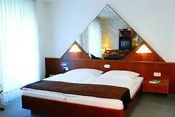 卡尔斯特经典酒店 酒店 卡尔斯特